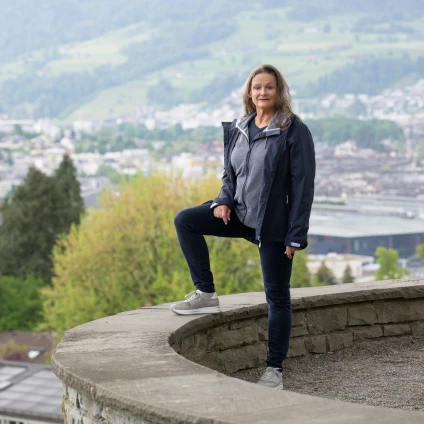 Daniela, affetta da osteoporosi